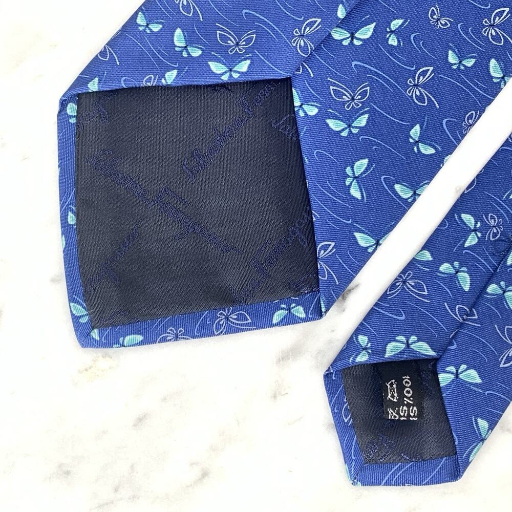 SALVADORE FERRAGAMO Tie 100% Silk 58” x 3-5/8” Blue Butterflies on Blue EUC - Picture 5 of 5